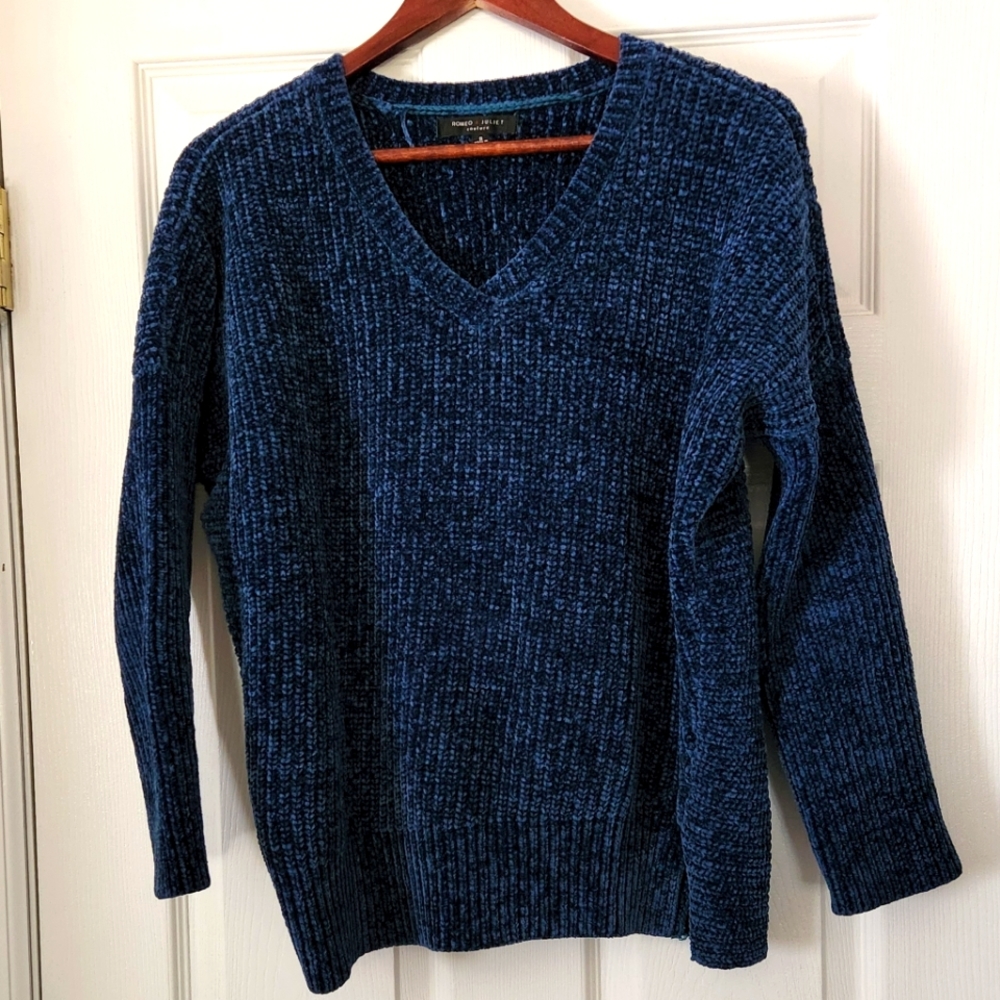Loose Fit Sweater Sapphire Blue 🔷️